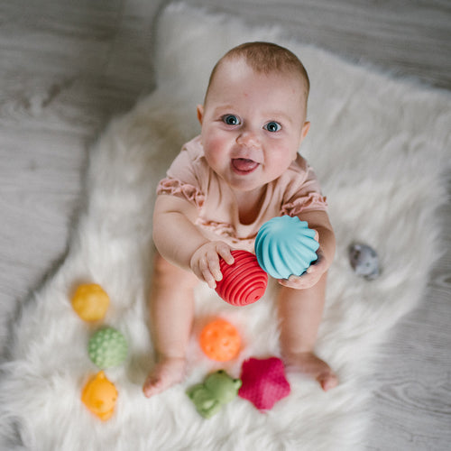 BabyOno fejlesztő szenzoros labda szett – 6 db
