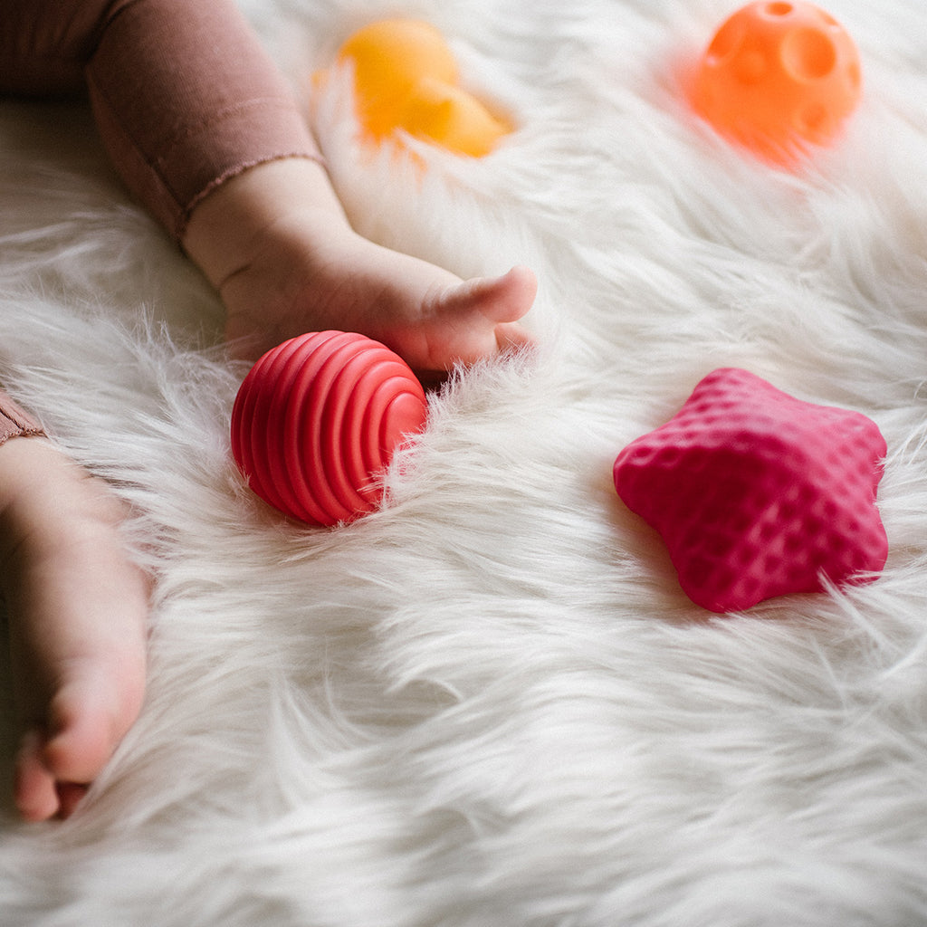 BabyOno fejlesztő szenzoros labda szett – 6 db