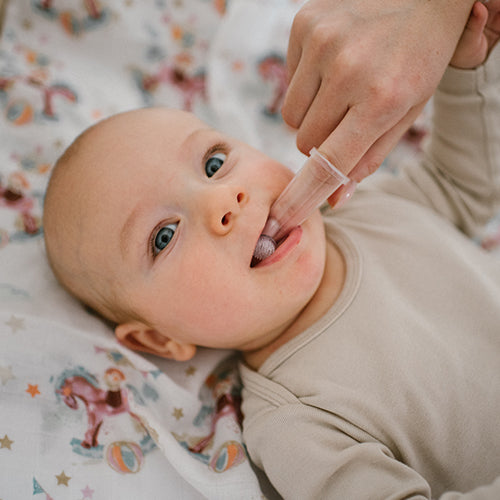 BabyOno szilikon ujjra húzható fogkefe szett csecsemőknek – 2 db