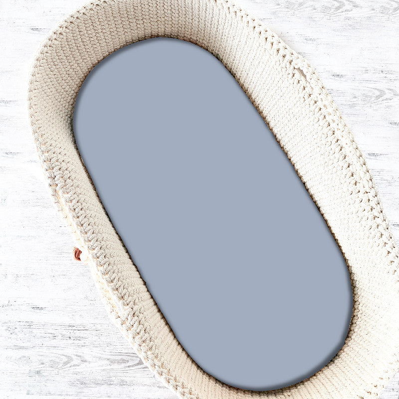 MIMINU gumis pamutdzsörzé babakocsi- és mózeskosárlepedő 80 × 35 cm – Farmerkék