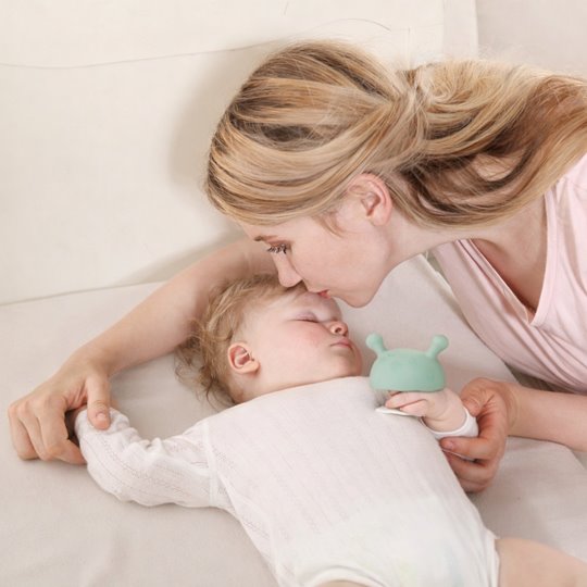 Mombella Nyugtató Gomba Rágóka Eukaliptusz Zöld