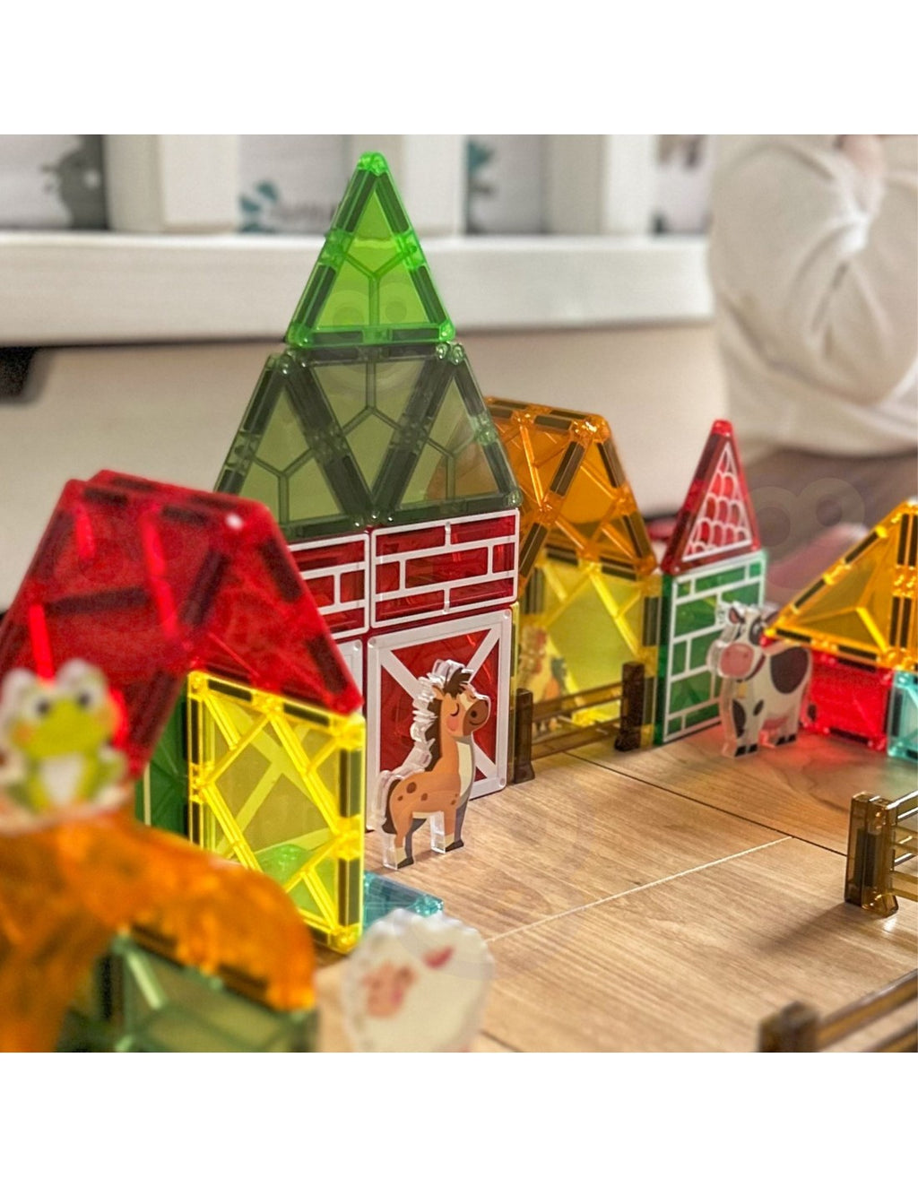WOOPIE Farm mágneses építőjáték állatfigurákkal és kerítésekkel, 7,5 cm-es építőelemekkel – 50 részes