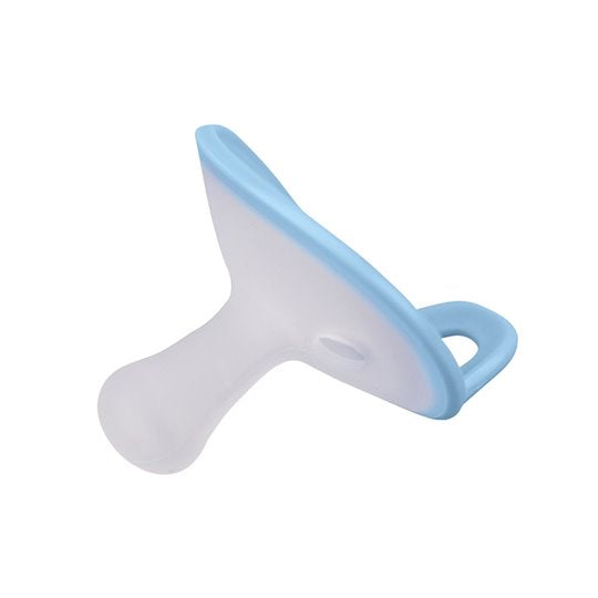 Mombella ultrakönnyű szimmetrikus szilikon cumi tárolótokkal – Ice Blue, 0 hó+