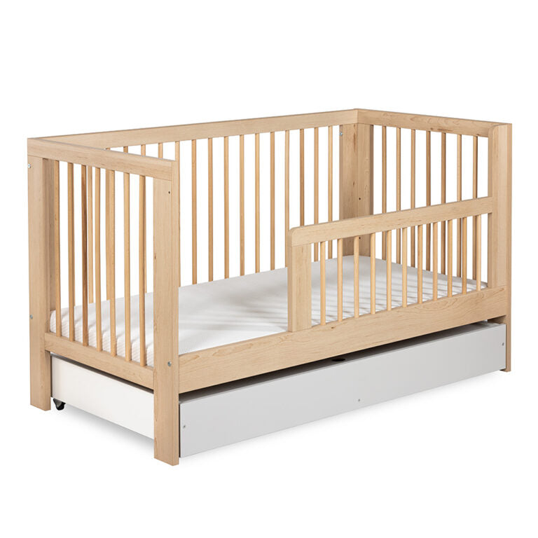 KLUPS Olivia átalakítható babaágy 140 × 70 cm – bükk