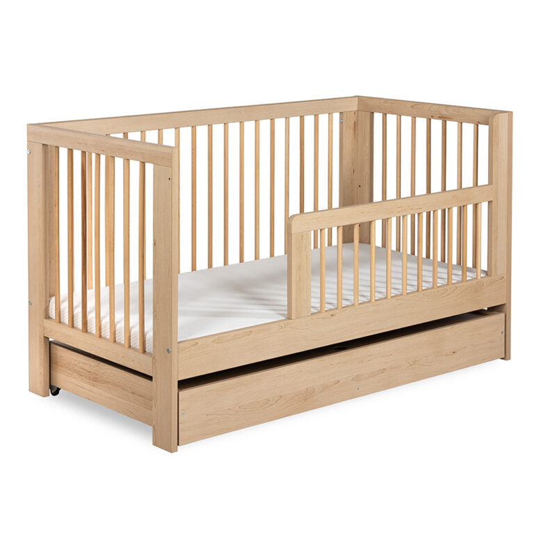 KLUPS Olivia átalakítható babaágy 140 × 70 cm – bükk