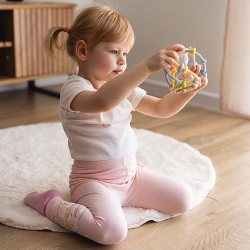 BabyOno fejlesztő rágókás csörgő – Klepszidra
