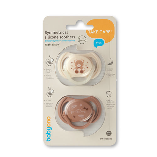 BabyOno szimmetrikus szilikon cumi 0–6 hó 2 db