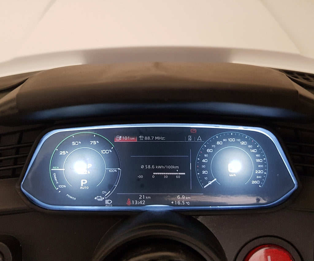 MILLY MALLY Audi E-Tron Sportback 4x4 akkumulátoros elektromos kisautó – Fekete