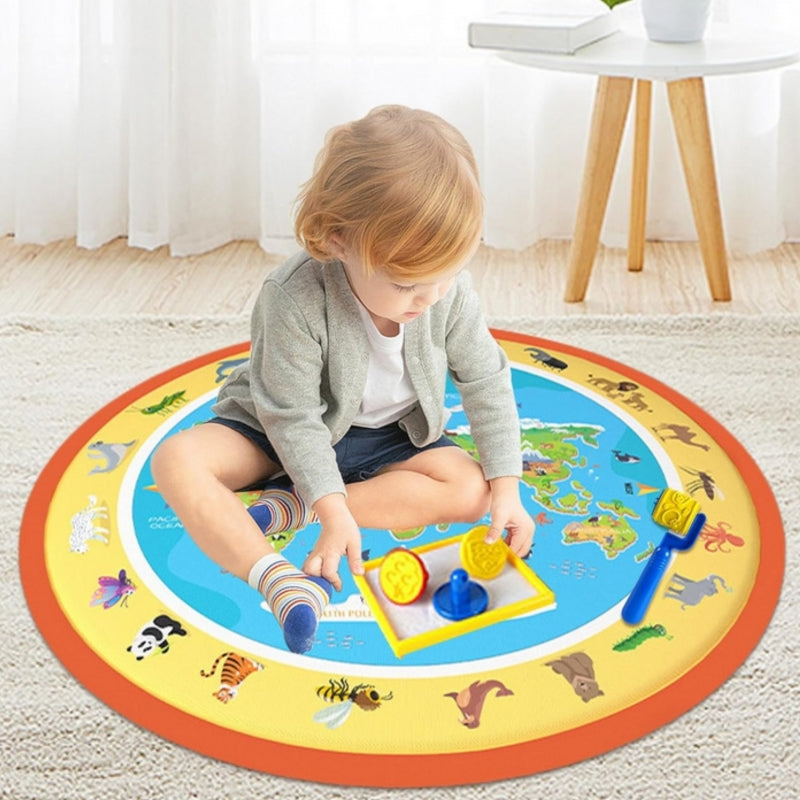 WOOPIE Varázslatos világtérképes vízzel rajzoló szőnyeg állatos mintákkal és kiegészítőkkel – 23 részes, 80 × 80 cm