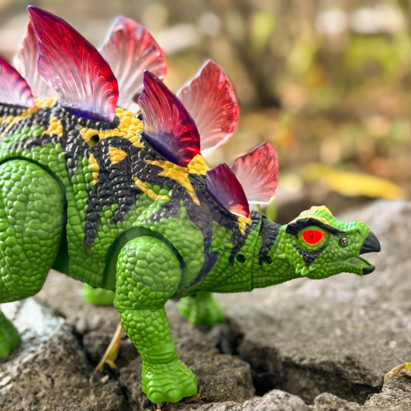 WOOPIE Távirányítós Stegosaurus dinoszaurusz világító szemekkel, hanghatásokkal és táncoló funkcióval