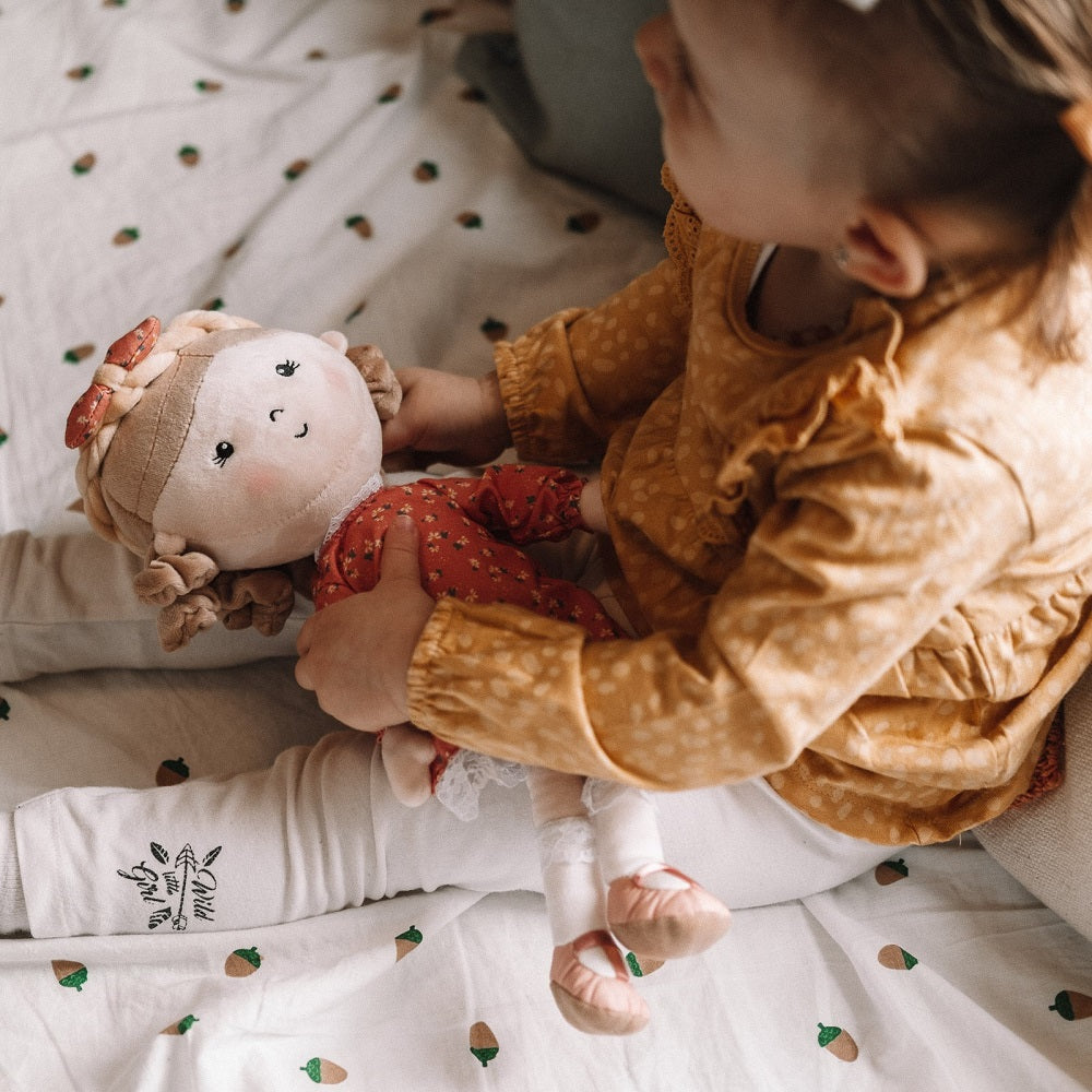 PETITE&MARS Sophie plüss baba 35 cm – 0 hó+