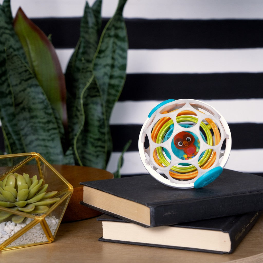 Oball Grip & Spin csörgős labda 0+