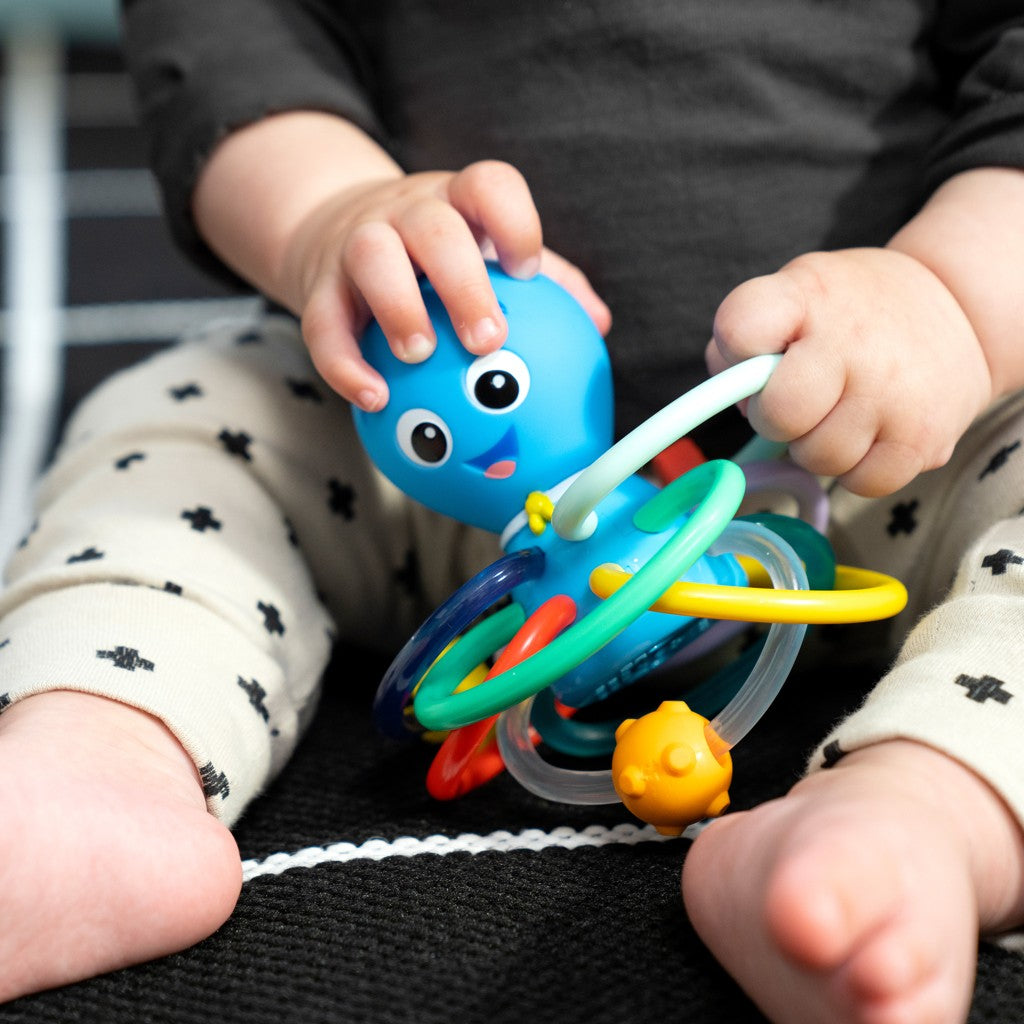 Baby Einstein Ocean Explorers Opus's Shake & Soothe polipos rágóka és csörgő