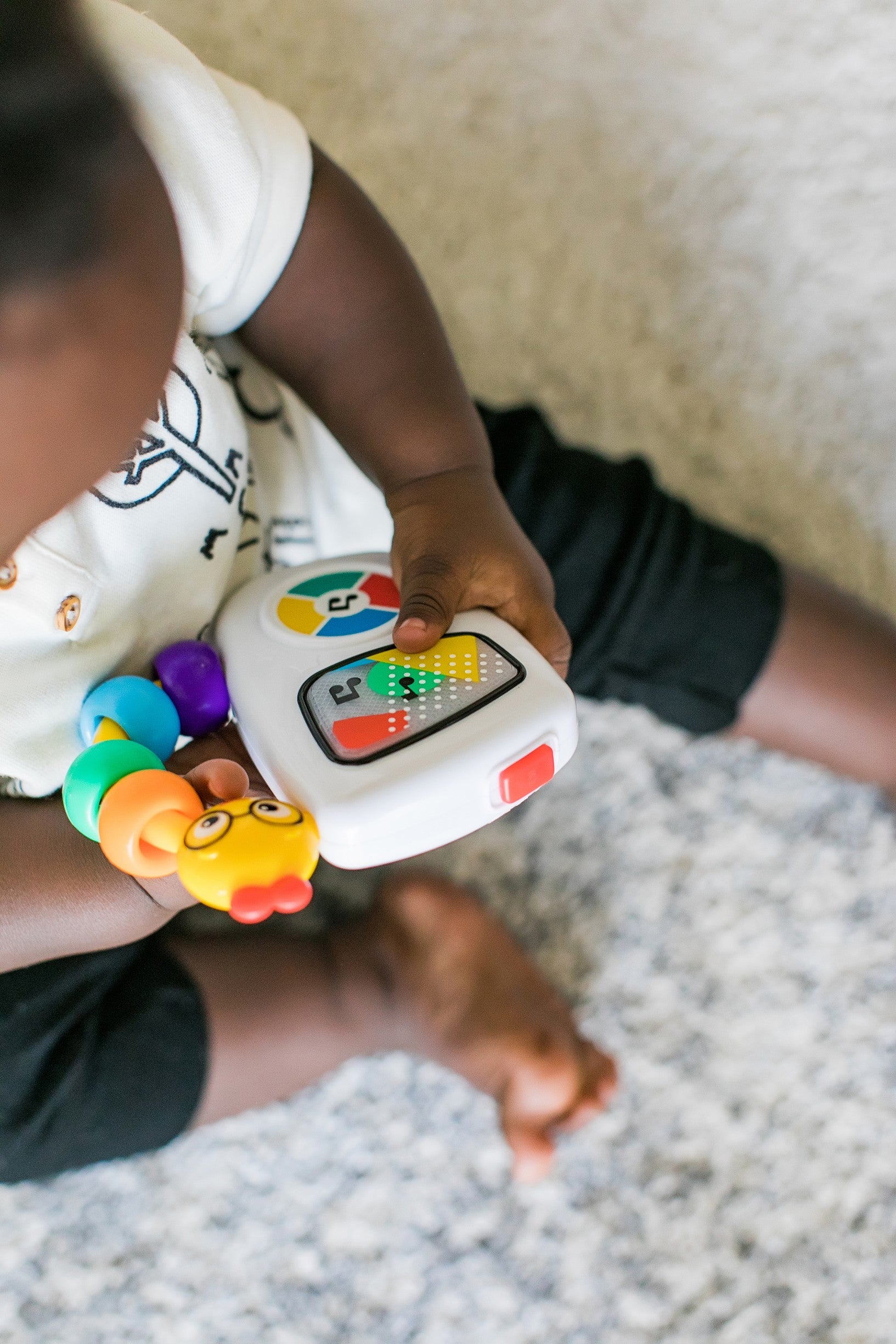 Baby Einstein Take Along Tunes zenélő játék 3 hónapos kortól