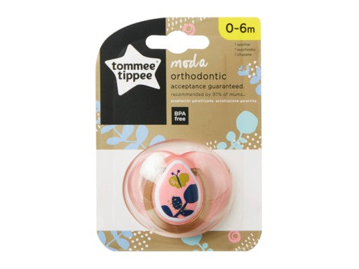 Tommee Tippee Moda Girl játszócumi 0–6 hó, 1 db + ajándék