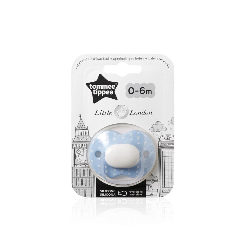 Tommee Tippee Little London Boy szilikon játszócumi 0–6 hó + ajándék