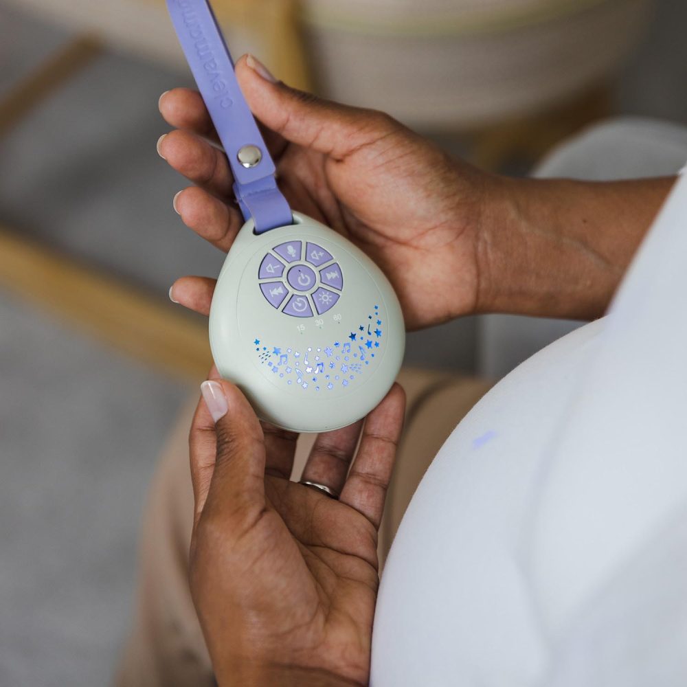 ClevaMama alvássegítő készülék reiki-hangokkal és csillagfénnyel