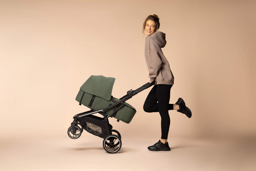 EasyGo Zoya 2in1 babakocsi táskával – Jungle Green