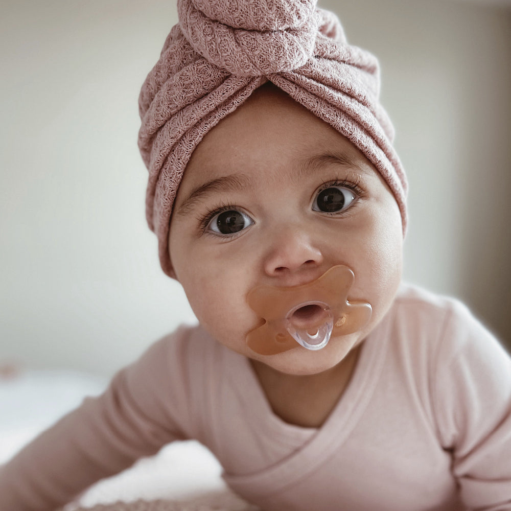 Canpol babies Szimmetrikus 100% szilikon cumi 0-6hó 1 db narancs
