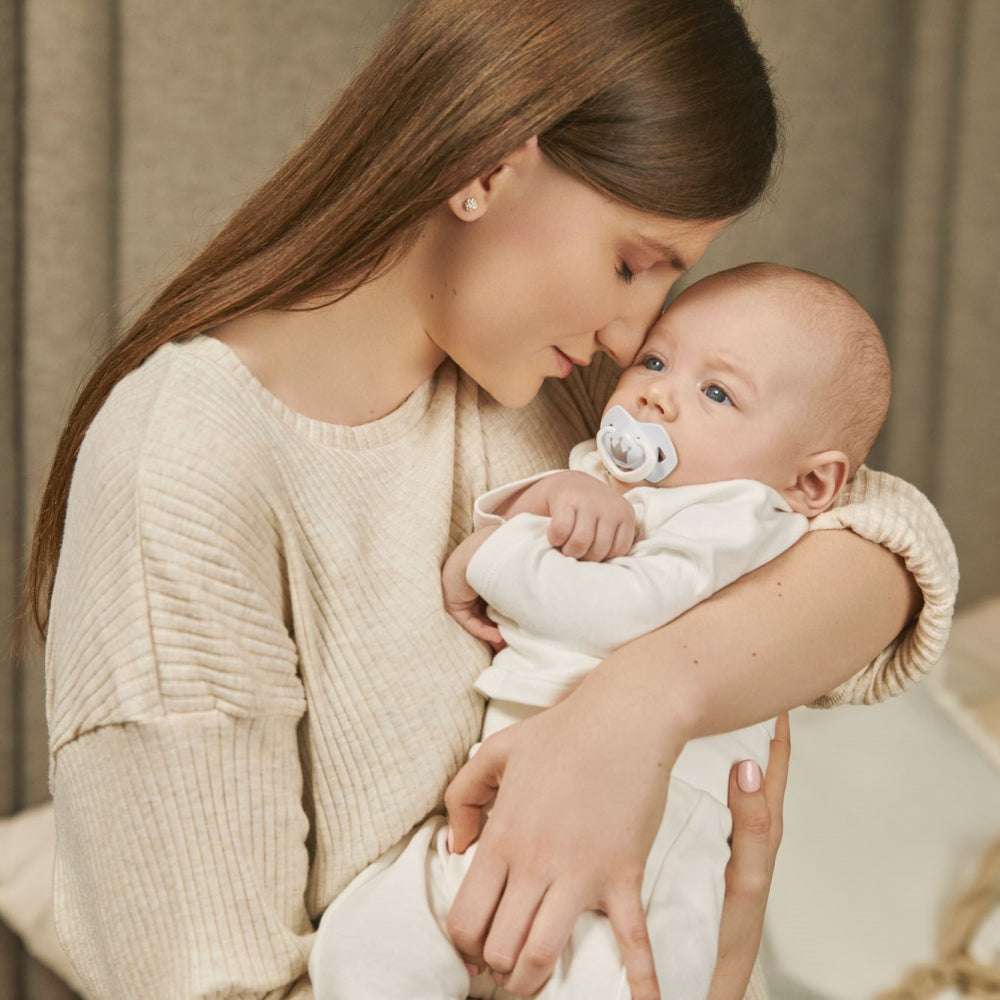 Canpol babies Szilikon szimmetrikus cumi ROYAL BABY Light touch 6-18hó 2db kék