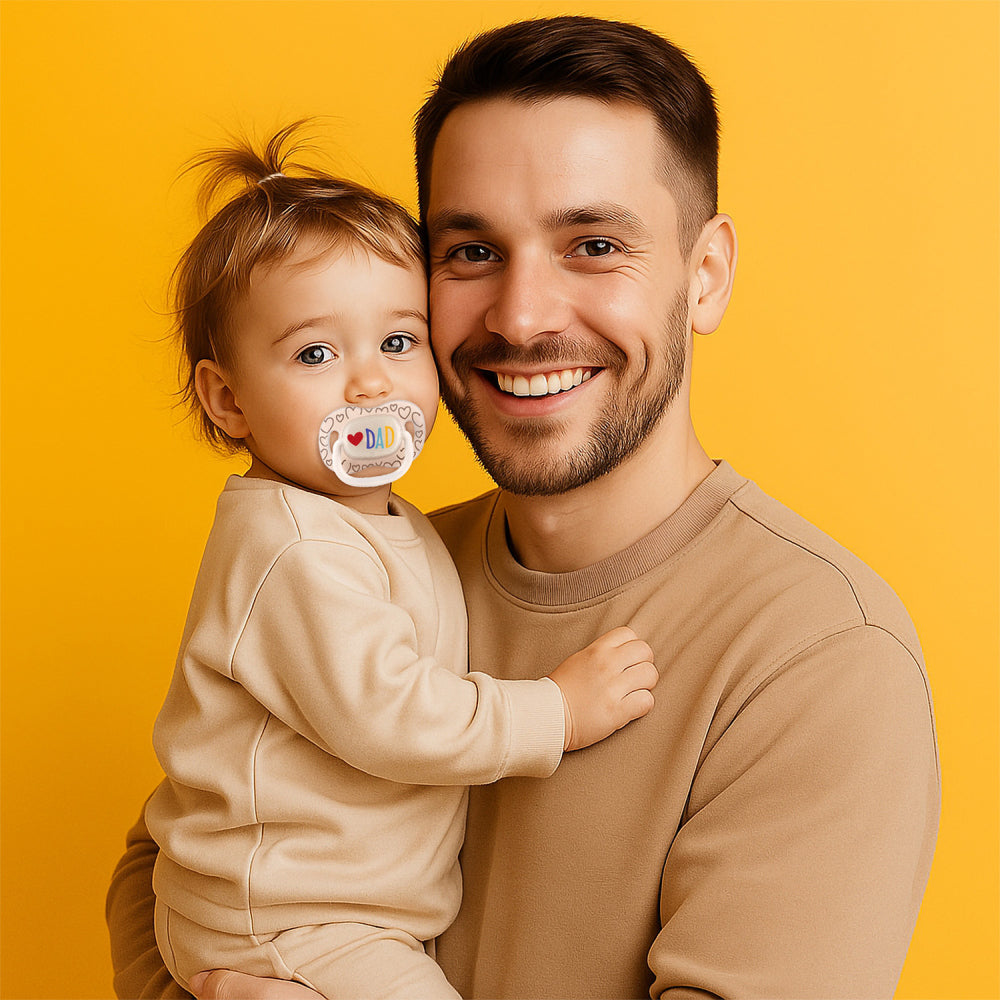 Canpol babies Világító Szilikon szimmetrikus cumi LOVE MUM&DAD 0-6hó 2db