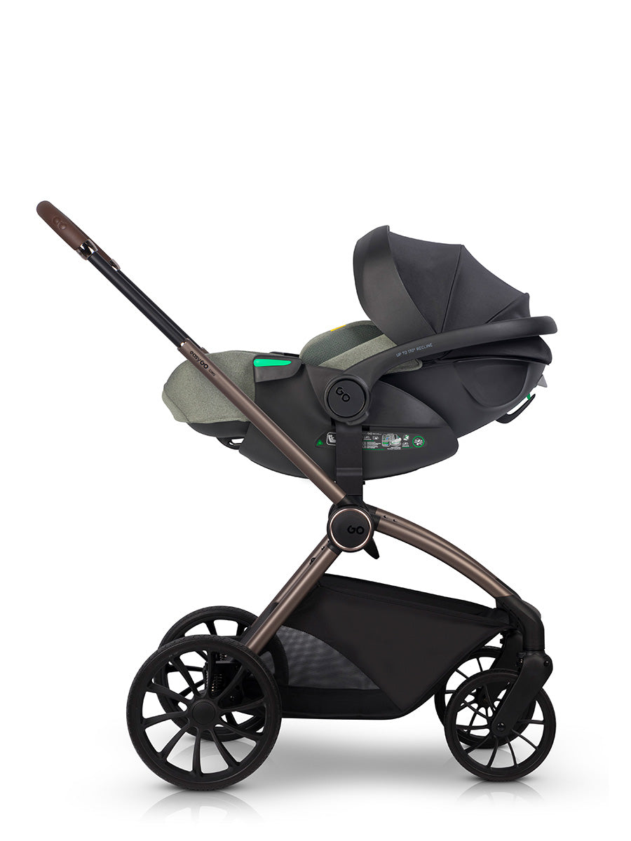 EasyGo BUZ XTD dönthető autós hordozó 40–87 cm – Greener